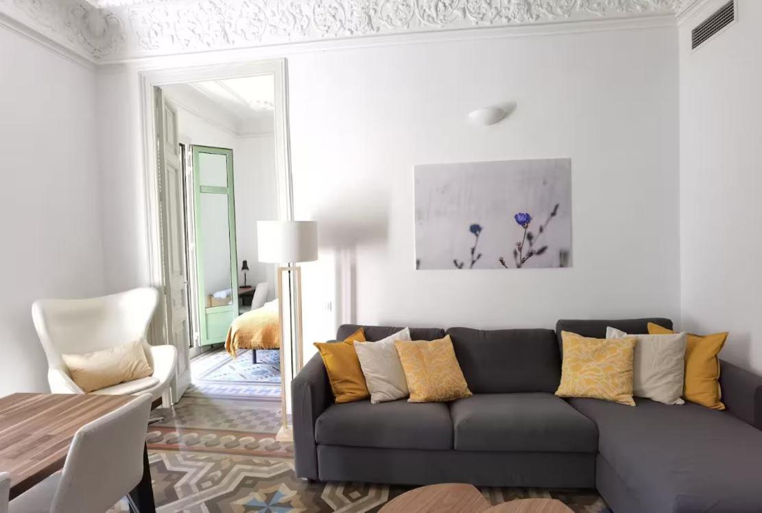 M&E Agency Apartments Valencia 277 By Marta And Emanuele Barcelona Eksteriør bilde